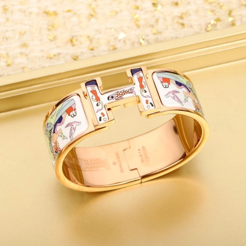 Vibrant Unclassified Brand Rings 213645
