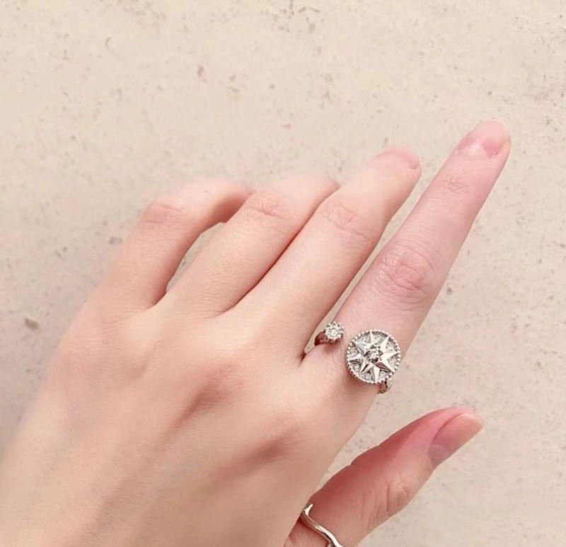 Classic Unclassified Brand Rings 213641