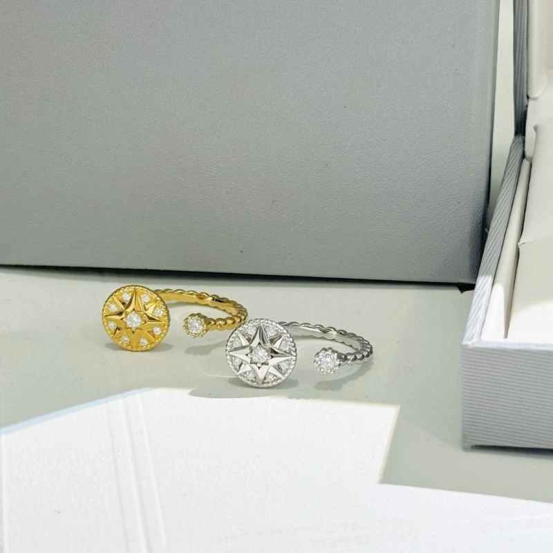 Classic Unclassified Brand Rings 213641