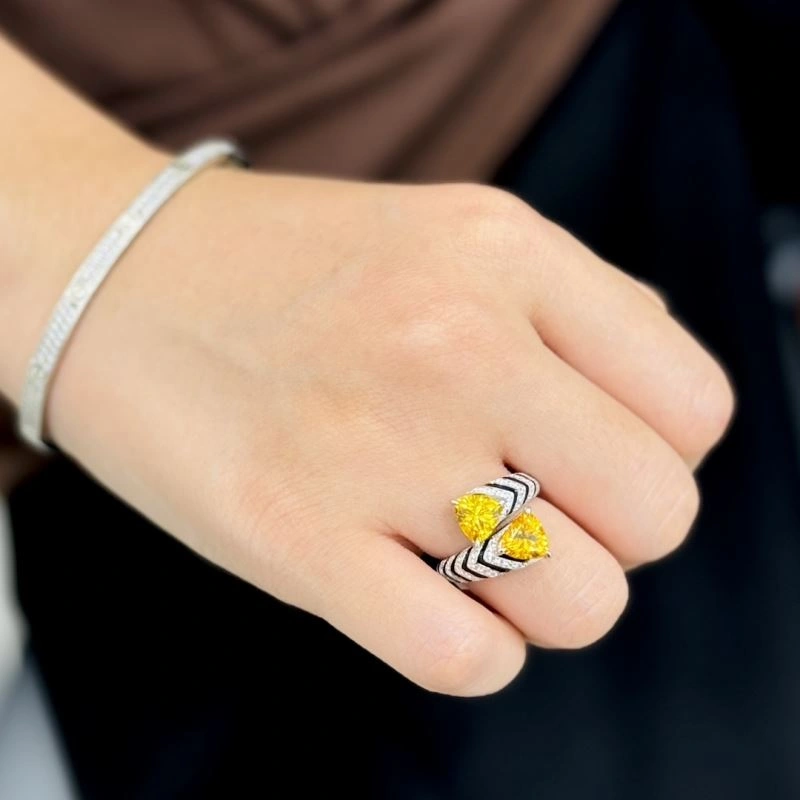 Sleek Unclassified Brand Rings 213630