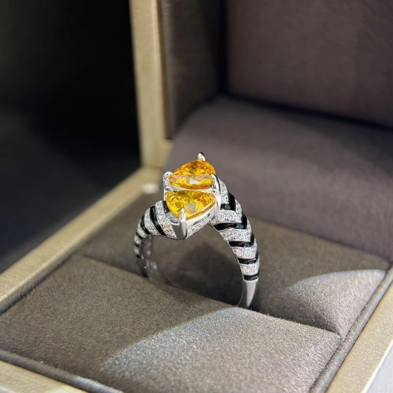 Sleek Unclassified Brand Rings 213630