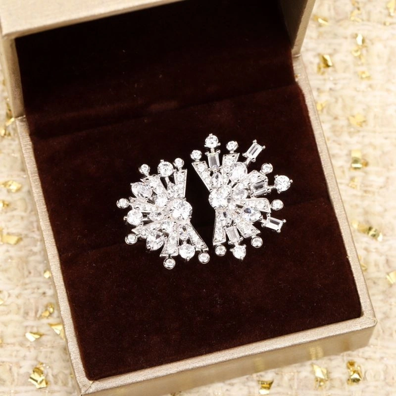 Bold Unclassified Brand Rings 213238