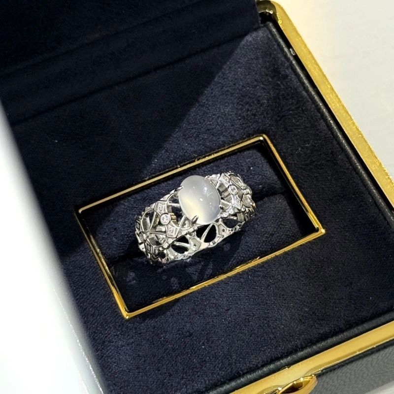 Unclassified Brand Rings Attractive 213242