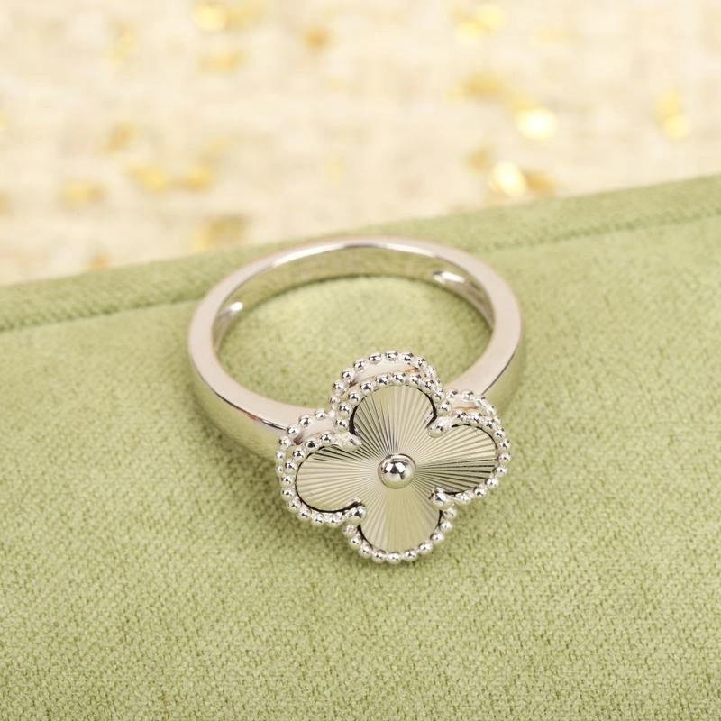 Casual Unclassified Brand Rings 213228