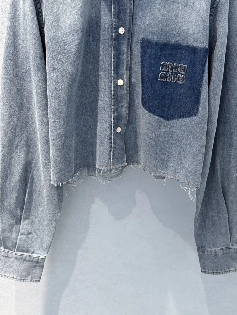 Sustainable Unclassified Brand Shirts 150506