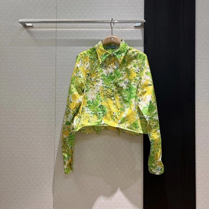 UrbanChic Unclassified Brand Shirts 147510