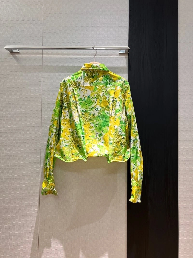 UrbanChic Unclassified Brand Shirts 147510