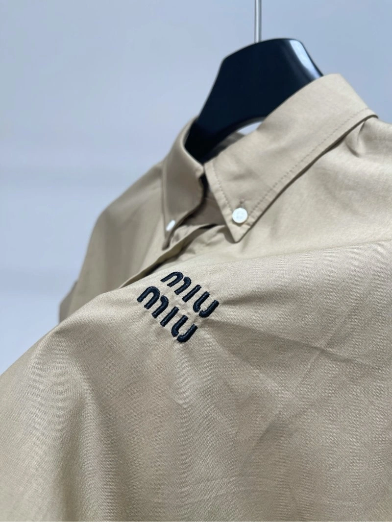 Lightweight Unclassified Brand Shirts 147475