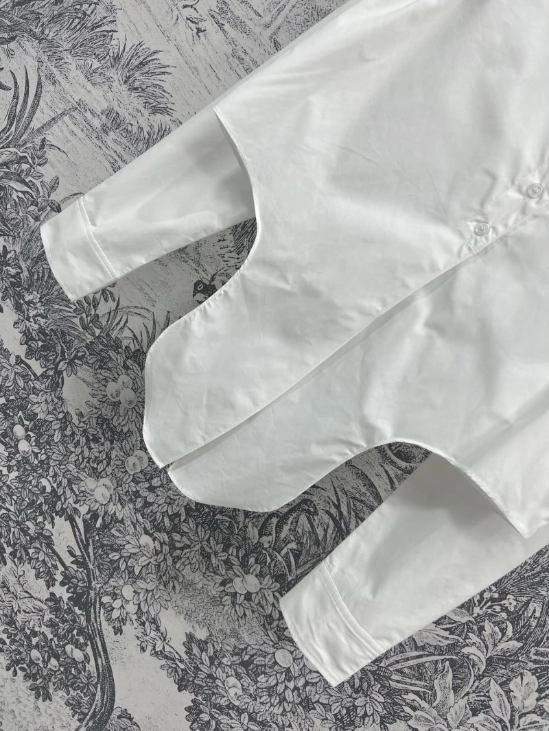 UrbanChic Unclassified Brand Shirts 147452