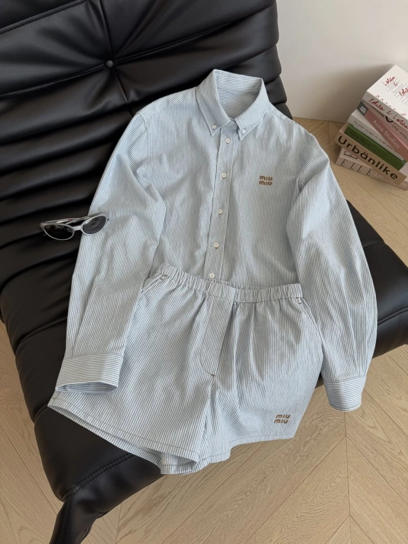QuickDry Unclassified Brand Shirts 153661