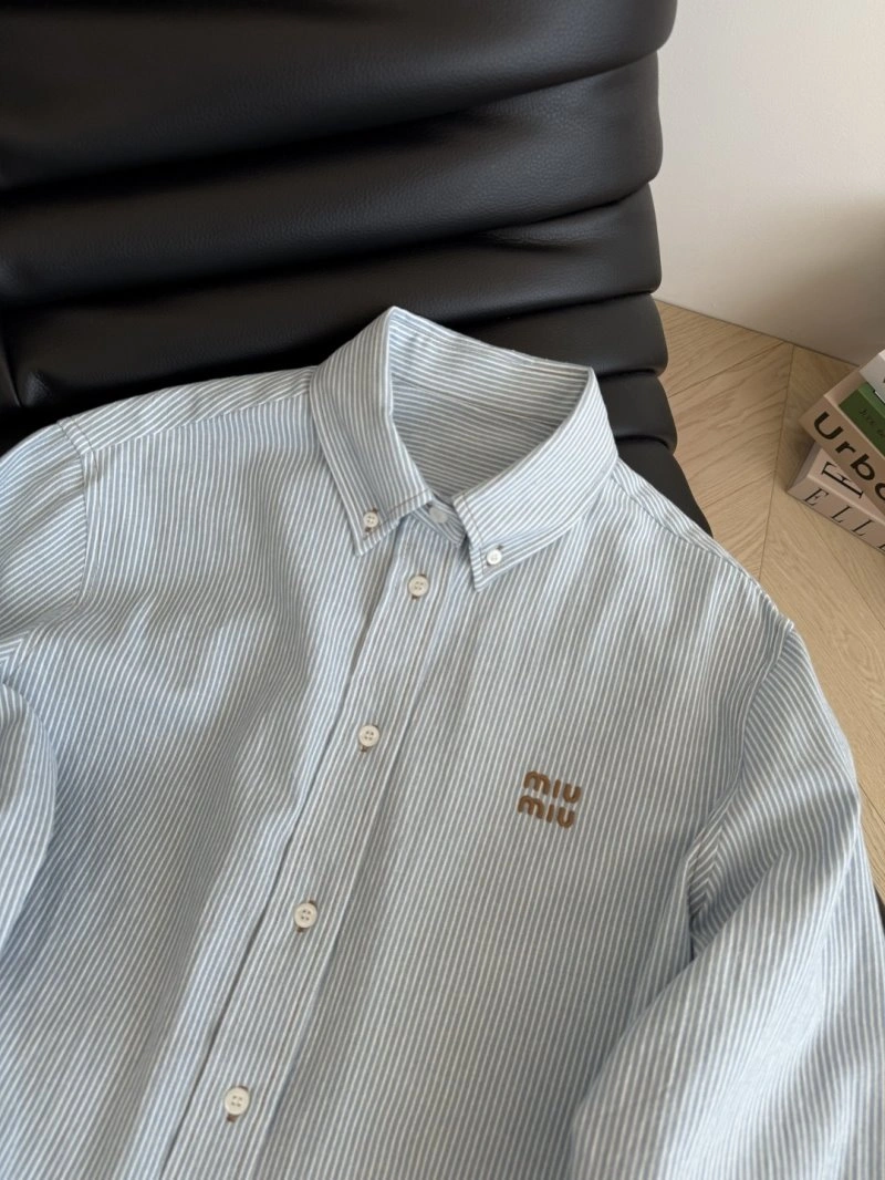 QuickDry Unclassified Brand Shirts 153661