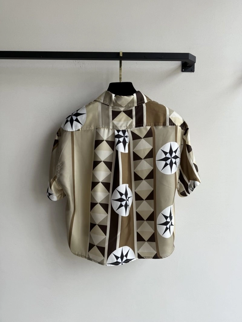 FashionForward Unclassified Brand Shirts 153646