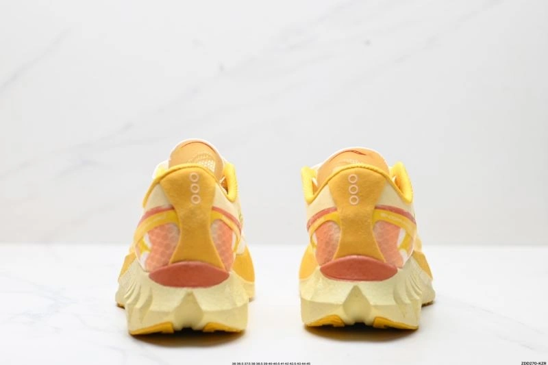 Unclassified Brand Shoes UrbanChic 1642