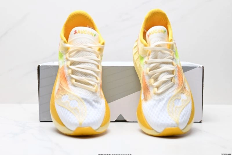 Unclassified Brand Shoes UrbanChic 1642