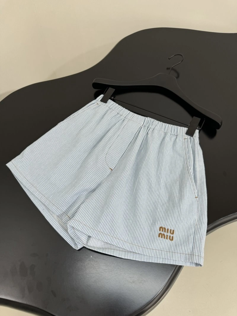 Unclassified Brand Short Pants Vibrant 150458