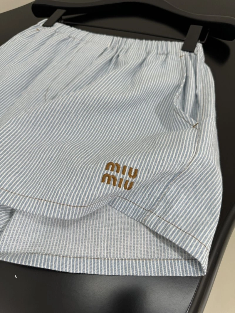 Unclassified Brand Short Pants Vibrant 150458