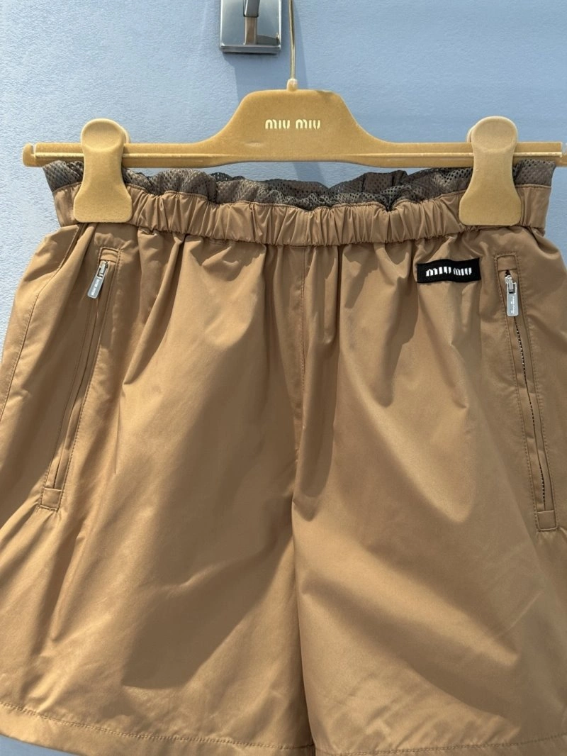 SmoothTexture Unclassified Brand Short Pants 150465