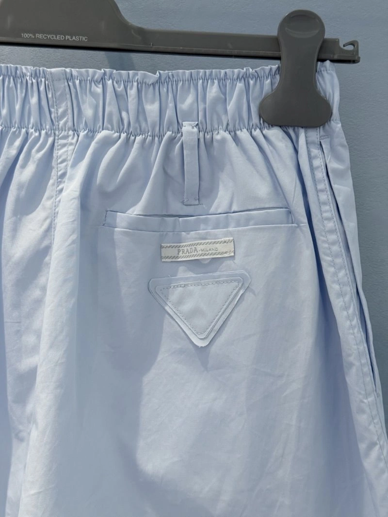 Lightweight Unclassified Brand Short Pants 155480