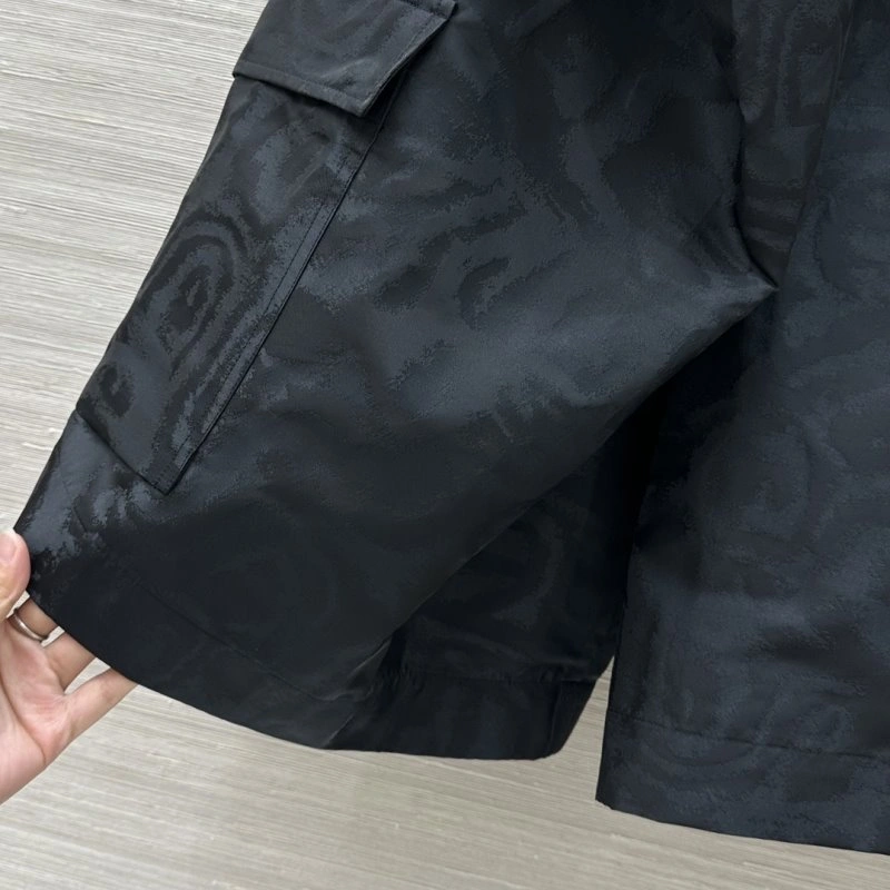 Contemporary Unclassified Brand Short Pants 155435