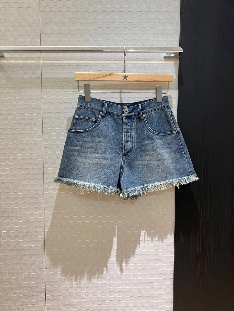 Affordable Unclassified Brand Short Pants 147423