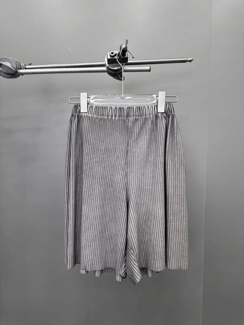 TravelReady Unclassified Brand Short Pants 147403