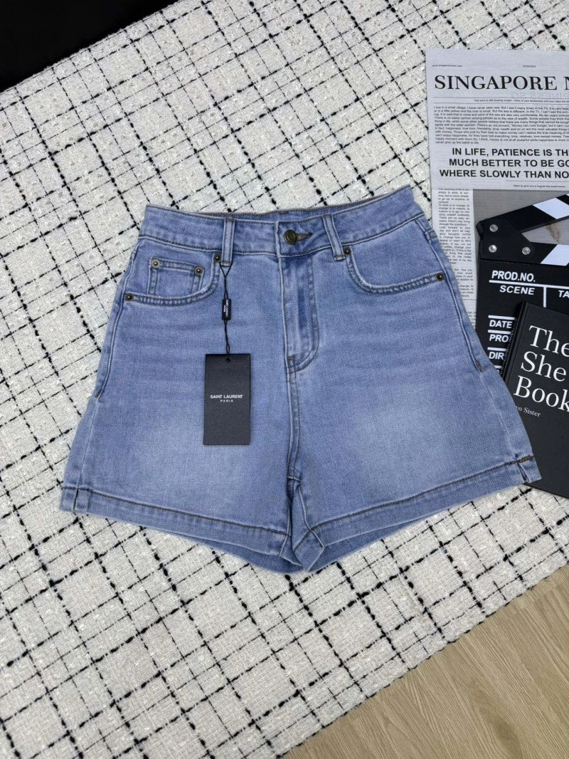 MoistureWicking Unclassified Brand Short Pants 147399