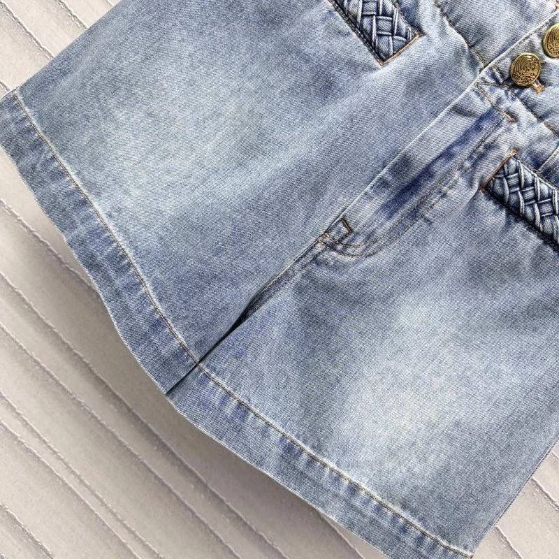 Youthful Unclassified Brand Short Pants 147385