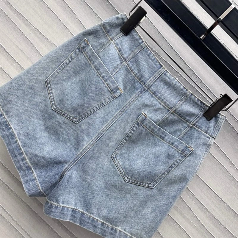 Youthful Unclassified Brand Short Pants 147385