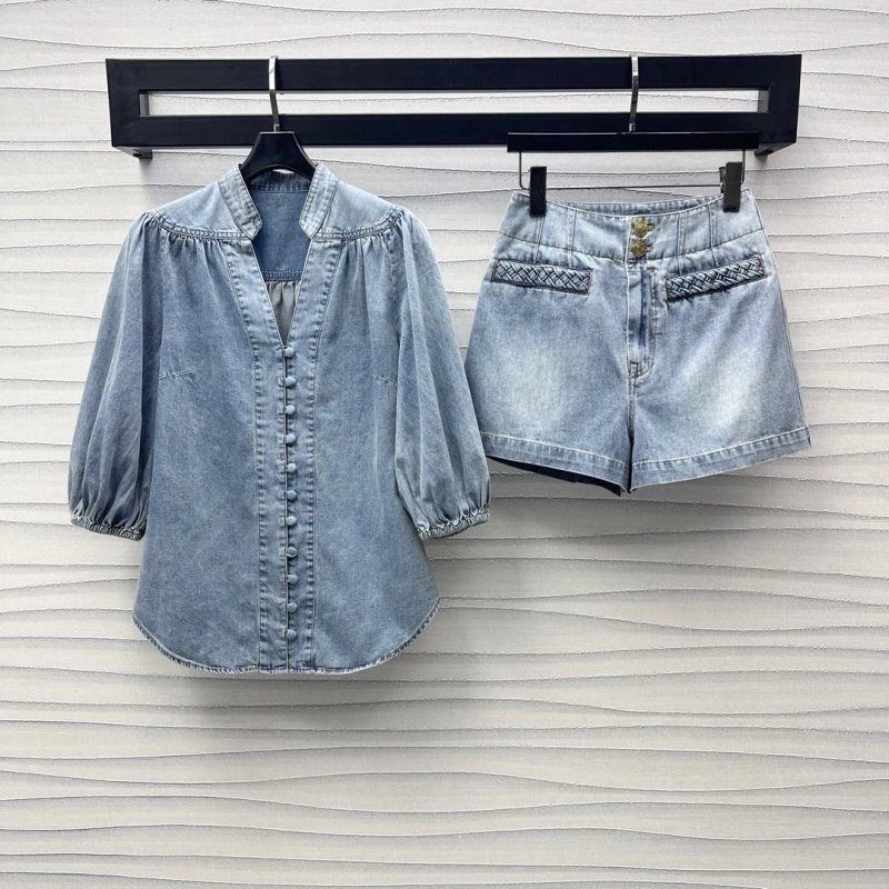 Youthful Unclassified Brand Short Pants 147385