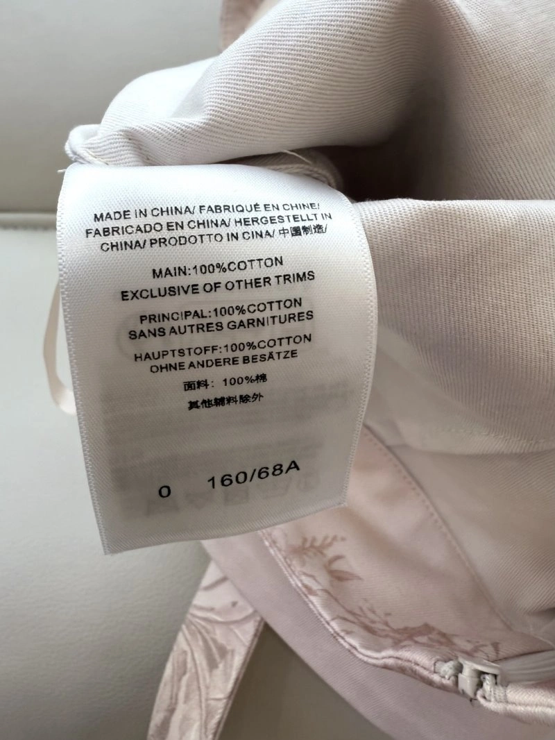 Trendy Unclassified Brand Short Pants 147379
