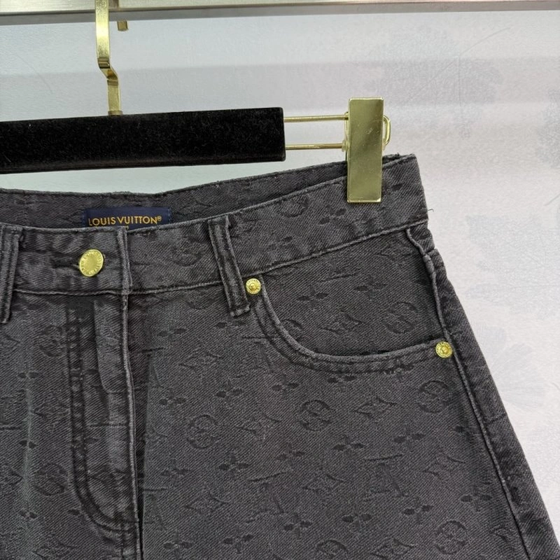Unclassified Brand Short Pants EasyMatch 153602