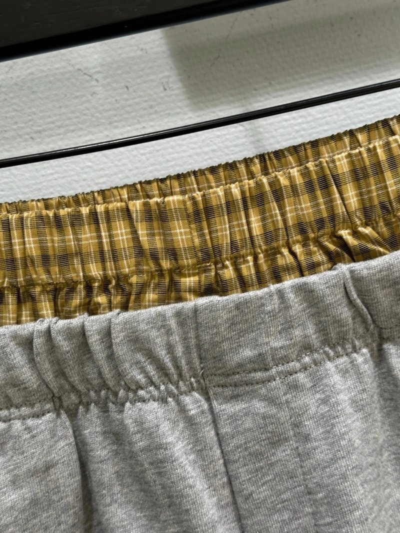 Affordable Unclassified Brand Short Pants 153577