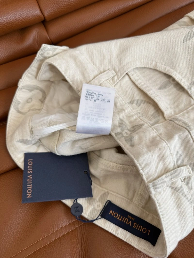 TimelessDesign Unclassified Brand Short Pants 153579