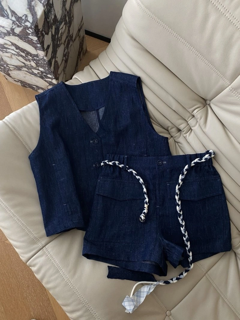 Unclassified Brand Short Suits WaterResistant 150431