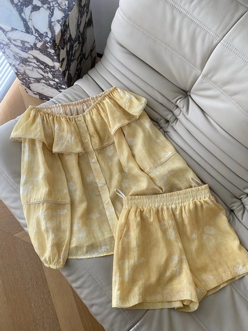 Upgraded Unclassified Brand Short Suits 155429