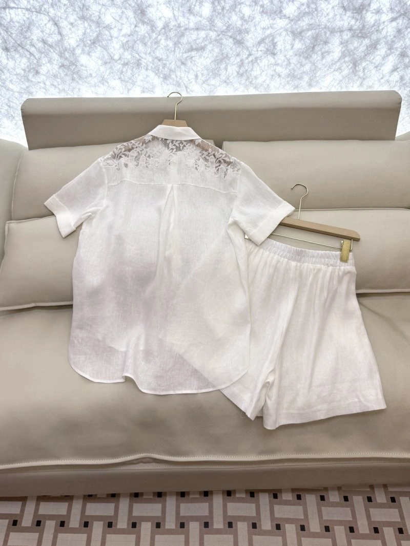 WellDesigned Unclassified Brand Short Suits 147371