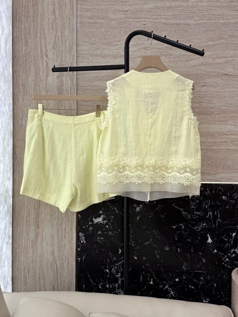 Contemporary Unclassified Brand Short Suits 147378