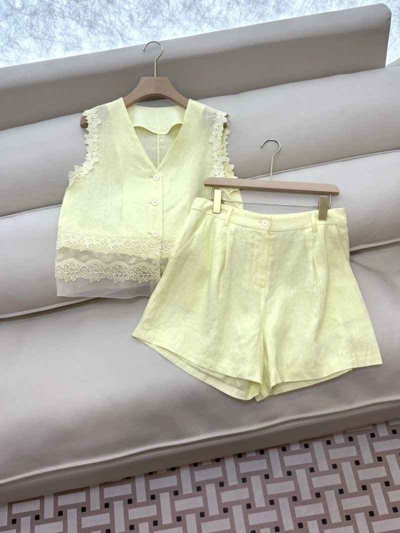 Contemporary Unclassified Brand Short Suits 147378