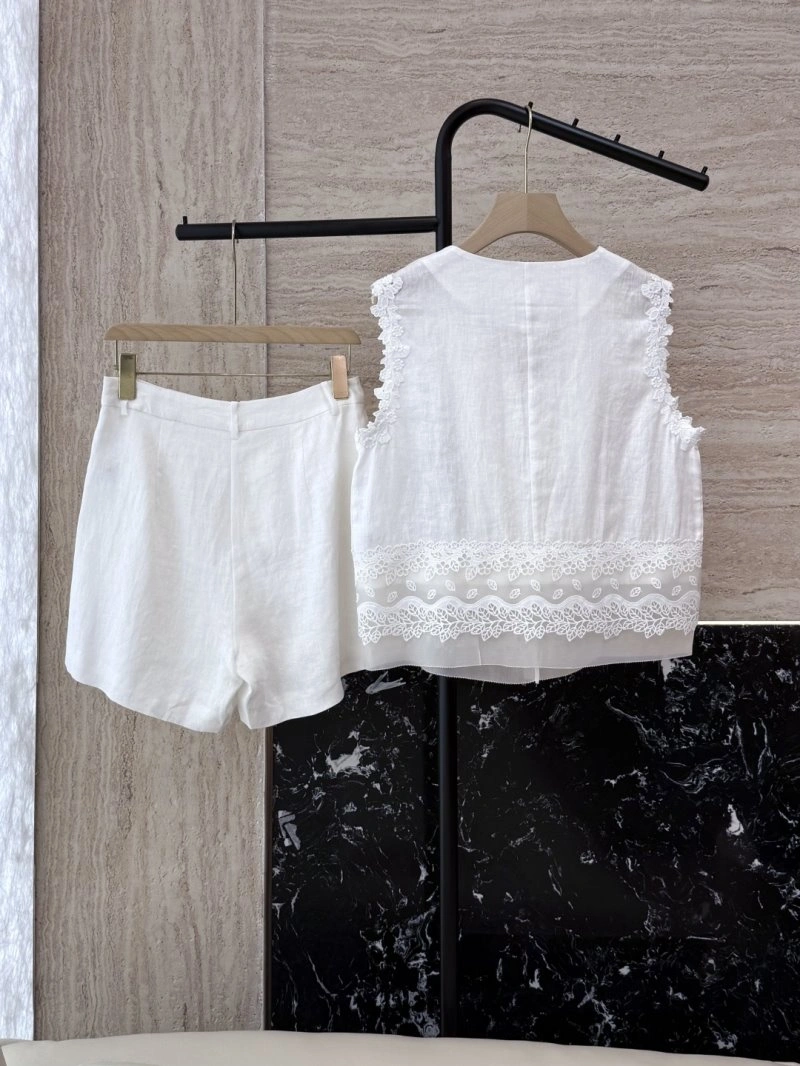 Bright Unclassified Brand Short Suits 147356
