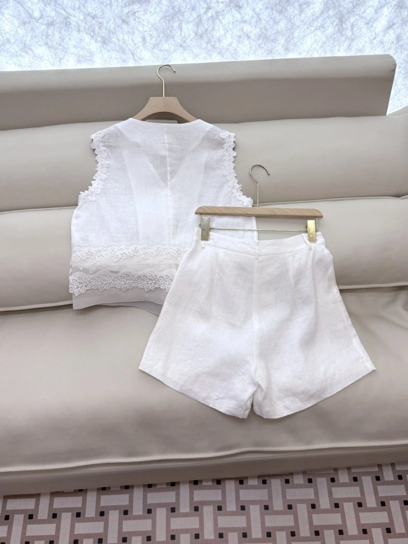 Bright Unclassified Brand Short Suits 147356