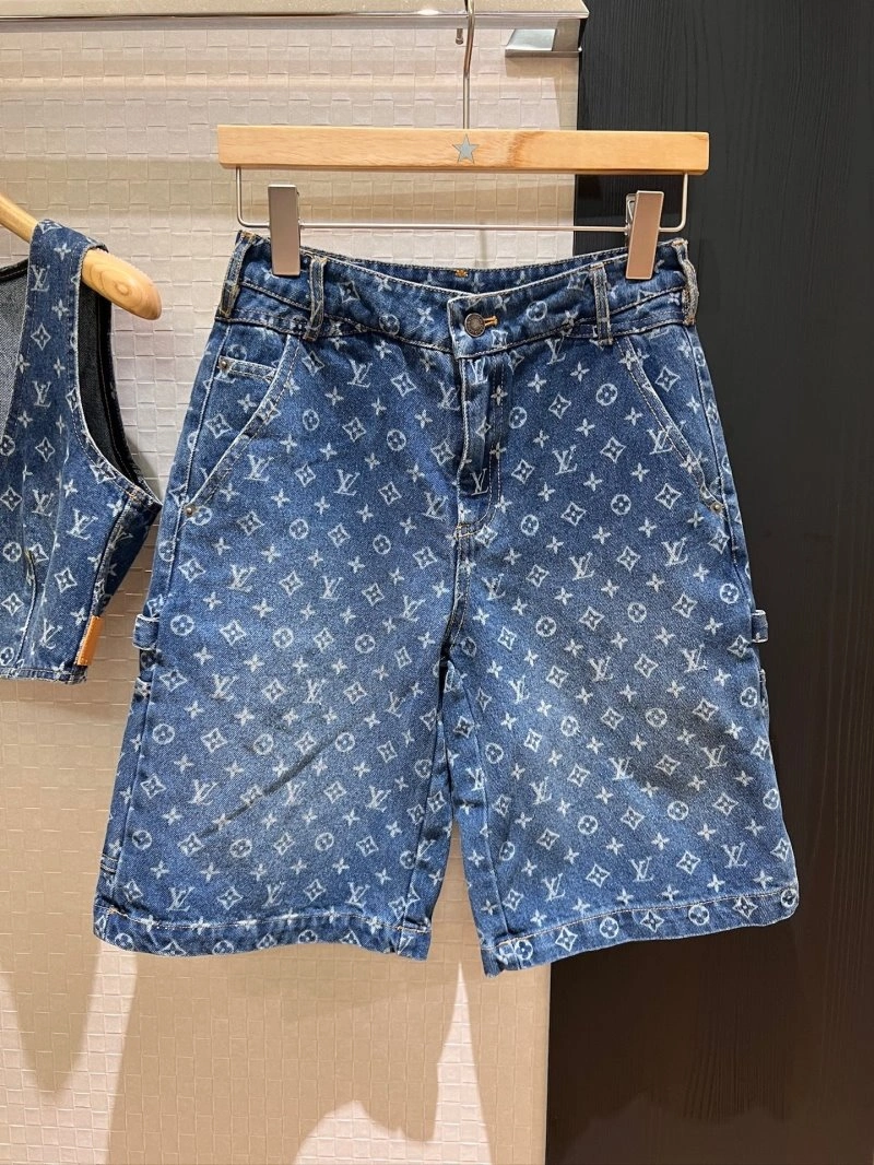 Unclassified Brand Short Suits SoftTouch 147353