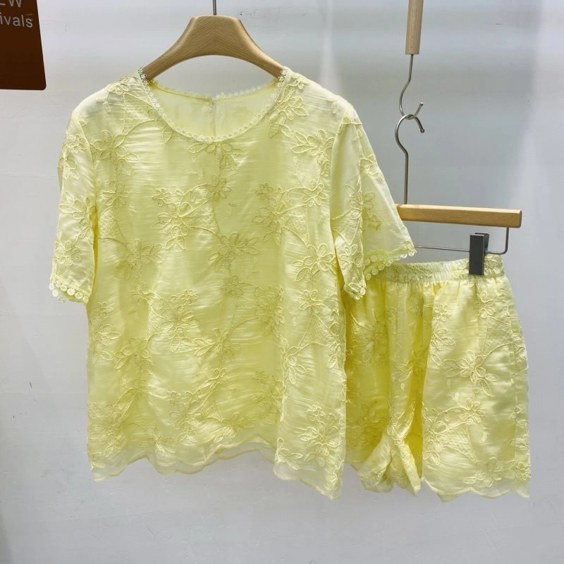 Comfortable Unclassified Brand Short Suits 147350