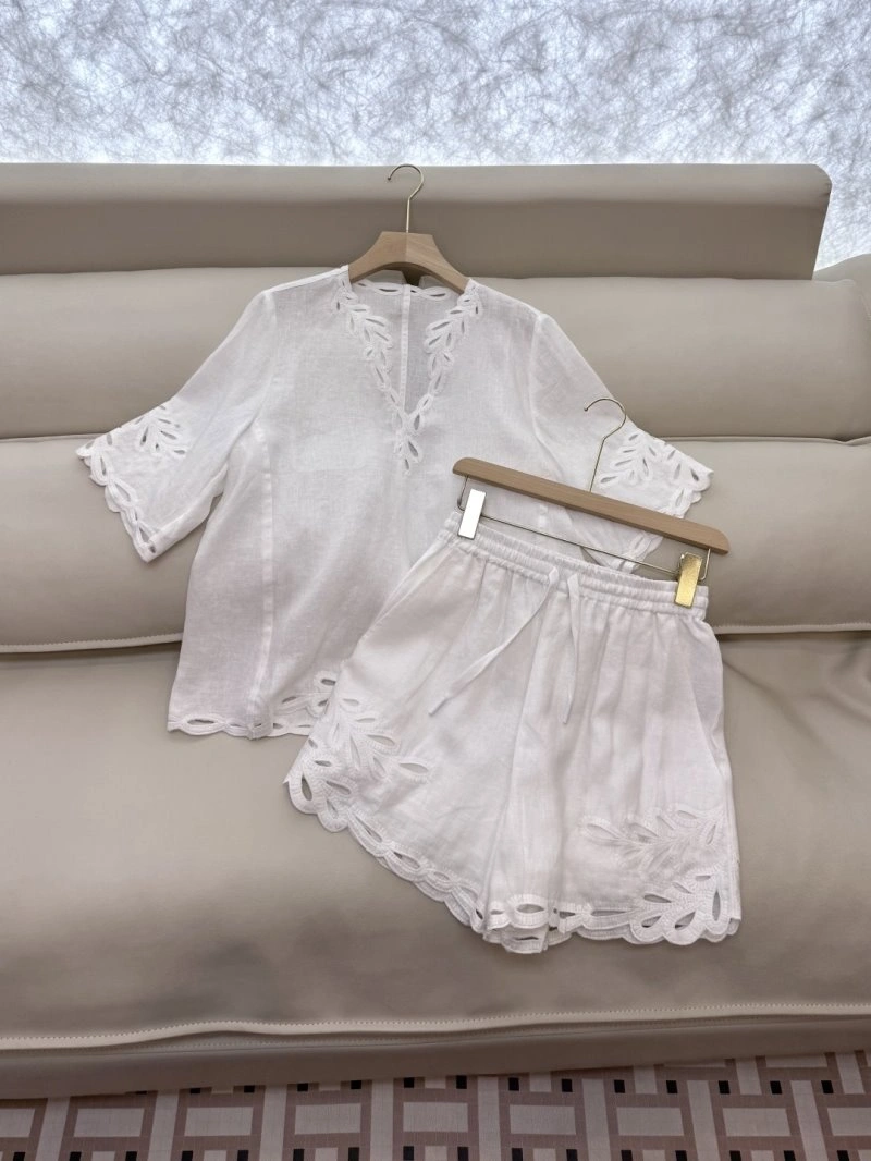 Durable Unclassified Brand Short Suits 147341