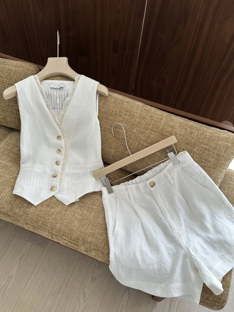 Stylish Unclassified Brand Short Suits 147333