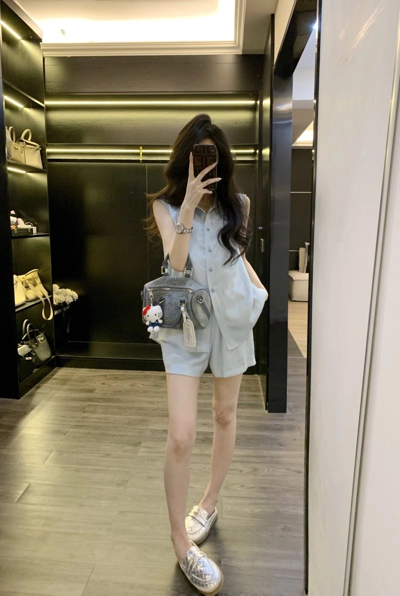 Popular Unclassified Brand Short Suits 153568