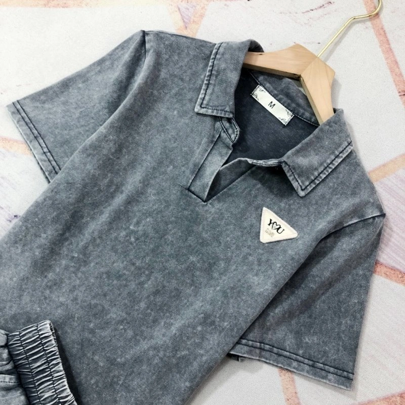 Affordable Unclassified Brand Short Suits 153570