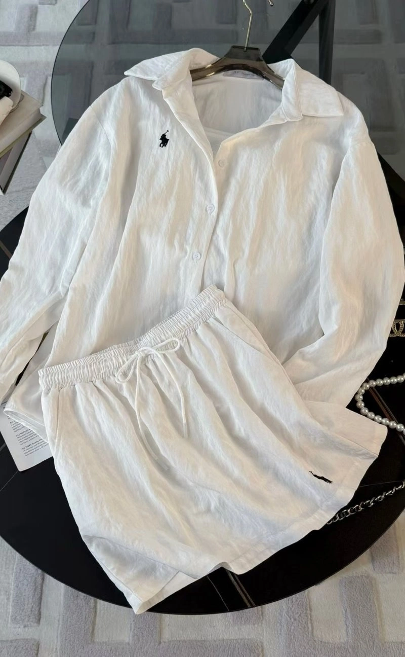 Packable Unclassified Brand Short Suits 153572
