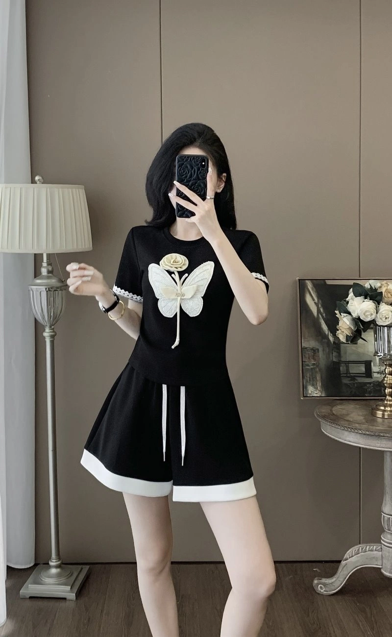 Unclassified Brand Short Suits Snug 153562