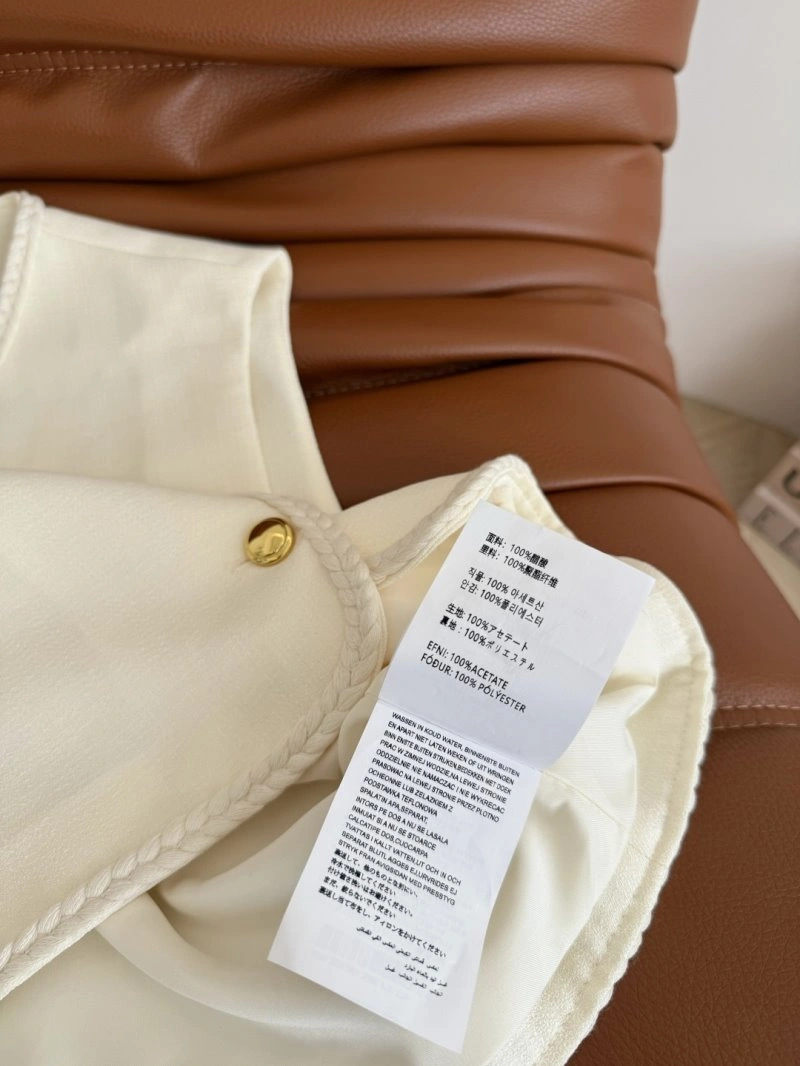 Sustainable Unclassified Brand Short Suits 153549