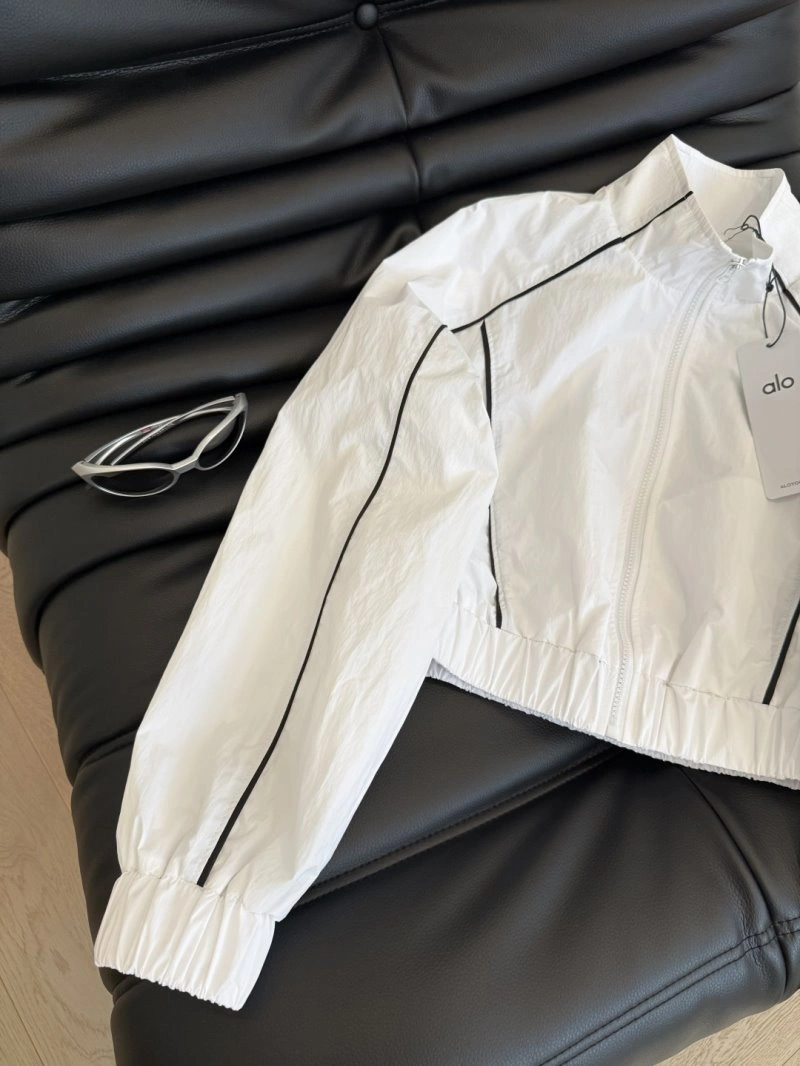 Premium Unclassified Brand Short Suits 153539